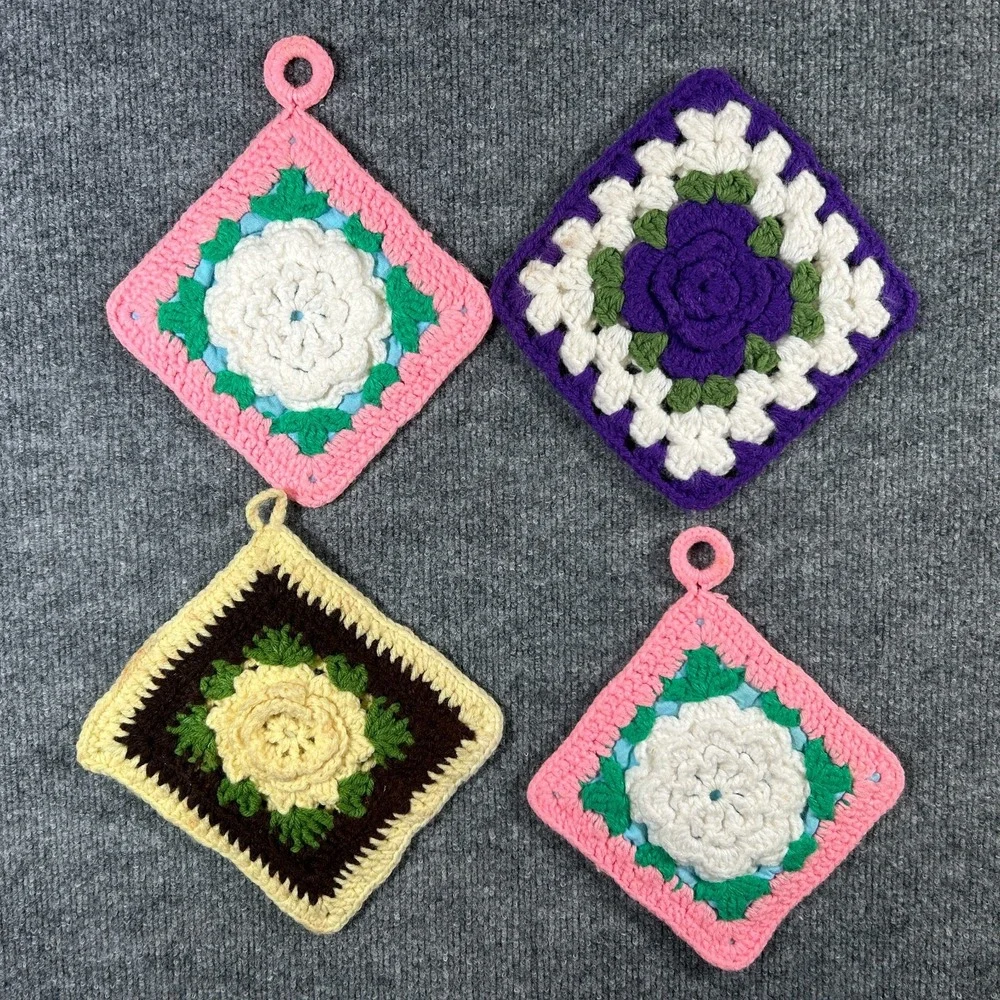 Vintage Set Of 4 Handmade Crocheted 3D Rose Potholders Irish Cabbage Grandmacore